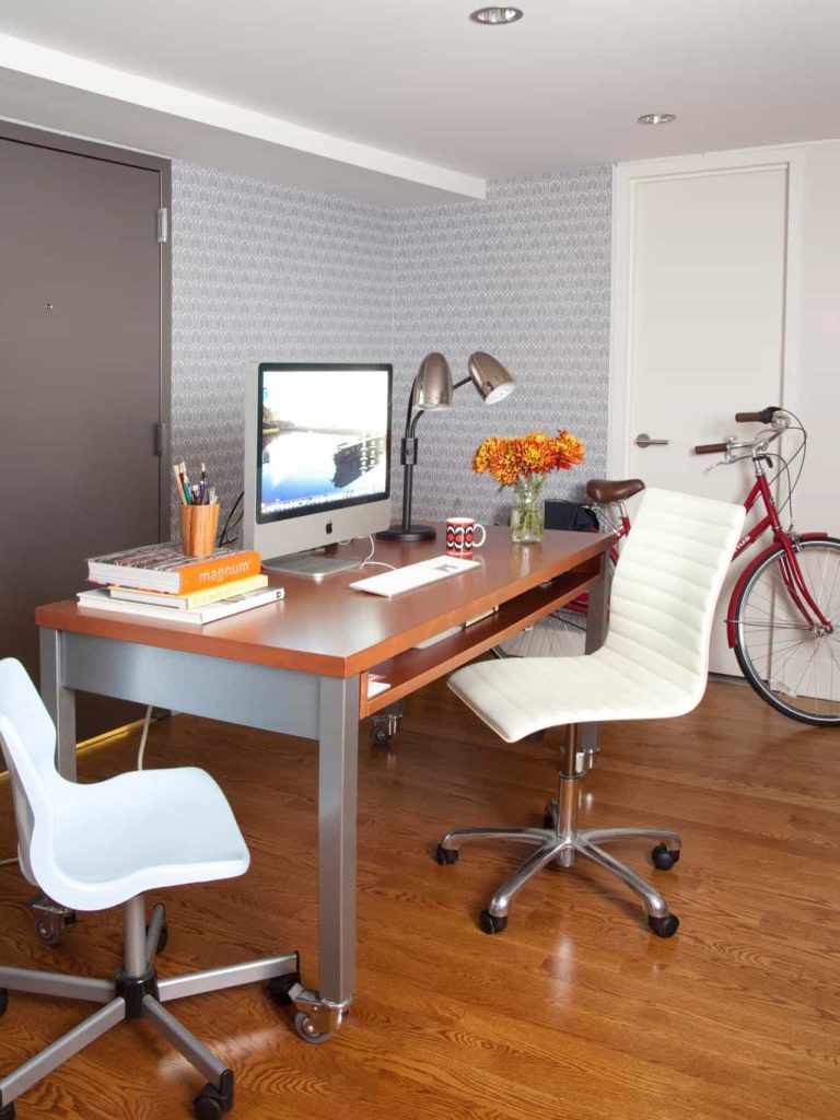 Neutral HomeOffice Decor