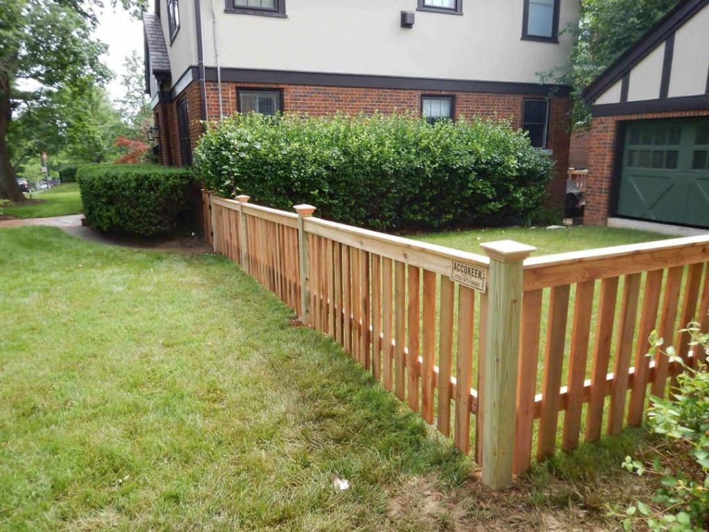 Spaced Flat Top Fence