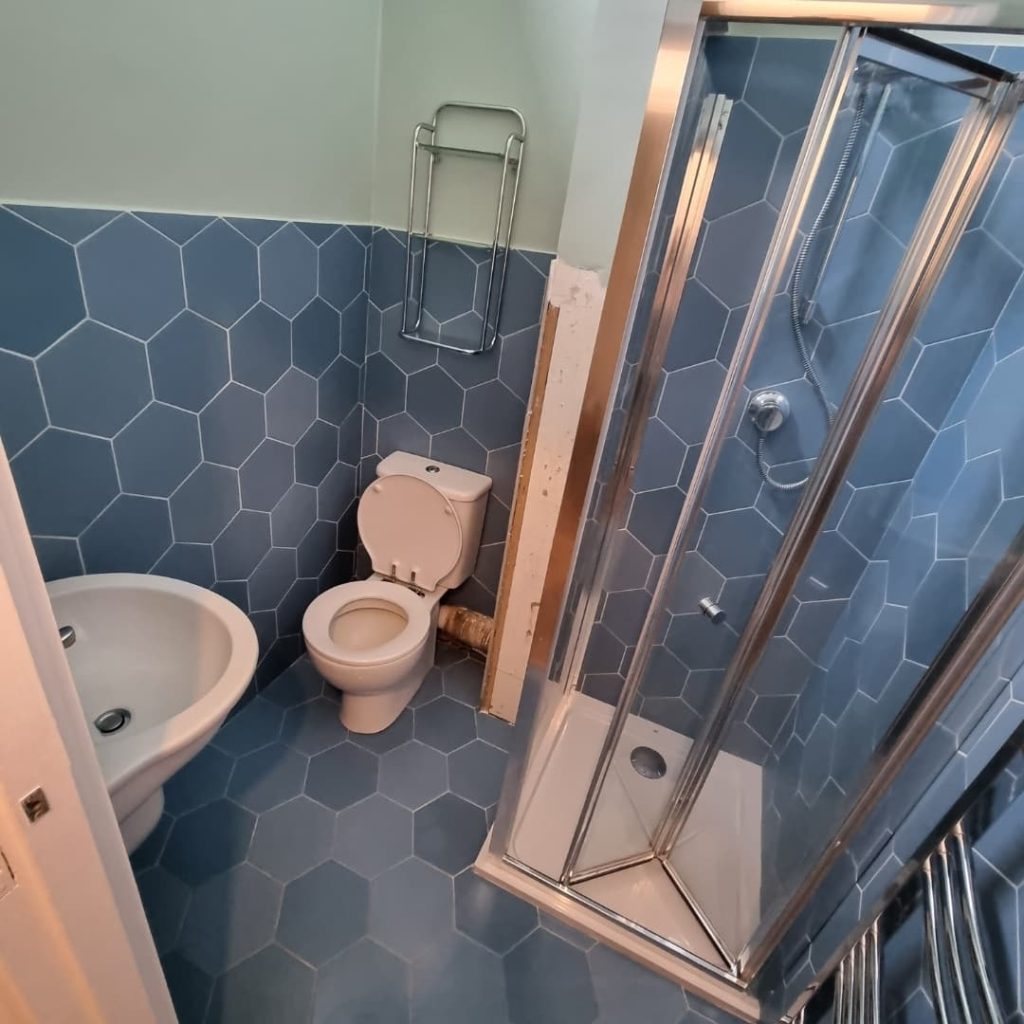  Chic Bathroom With Pop Of Blue