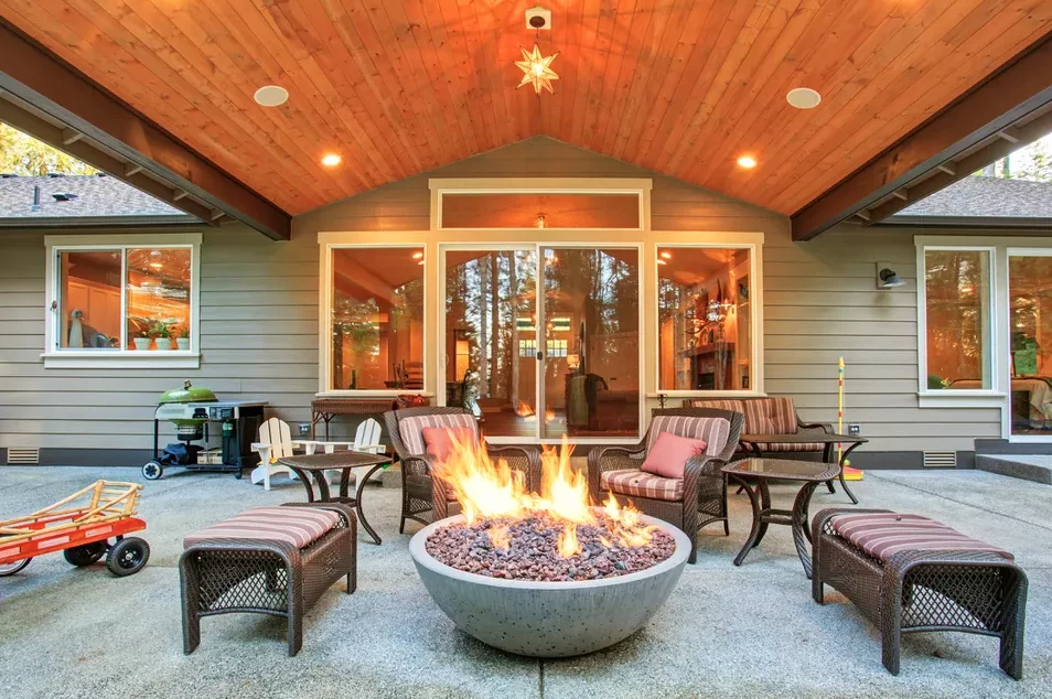 Place Fire Pit For Stylish Seating